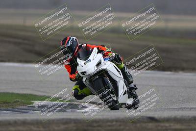 media/Nov-29-2025-TrackDaz (Sat) [[10ae2d9bce]]/B Group/Session 3 (Outside Grapevine)/